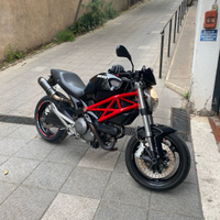 Monster 696+ - 2010 - A2
