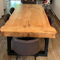 Tavolo in legno artigianale