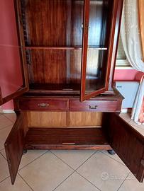 Credenza con alzata