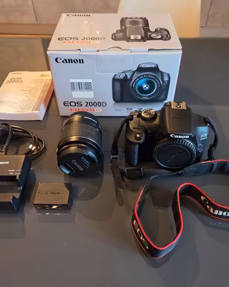 Canon EOS 2000D Kit 18-55mm IS II - Come nuova