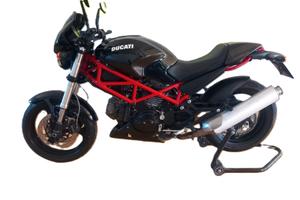 Ducati Monster 695