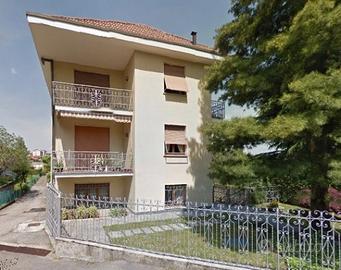 Stanza singola a Varese zona Università/Ospedale