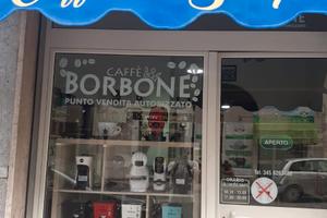 Negozio vendita di articoli inerenti al caffè