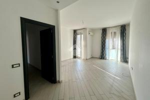 4 LOCALI A PALERMO