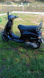 Vespa piaggio 125