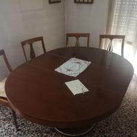 Tavolo da soggiorno rotondo allungabile con sedie
