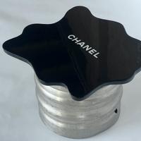Tavolino Chanel. Pezzo unico. Artigianale