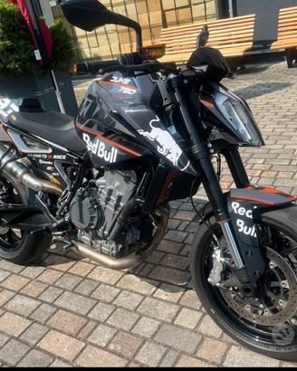 KTM Duke 790 + powerparts
