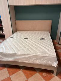 letto matrimoniale con materasso