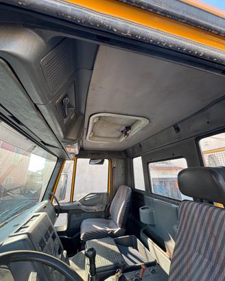 Iveco EuroTrakker 340e37