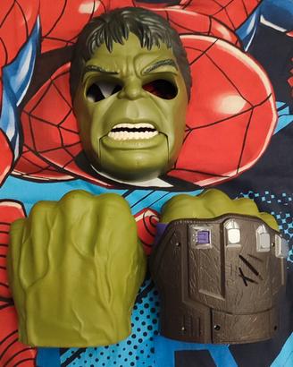 maschera con guanti sonori di Hulk 