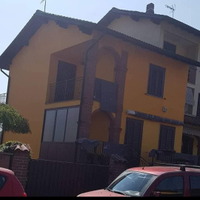 Imbianchino ad Arena po