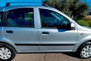 Auto Adata A Neopatentati