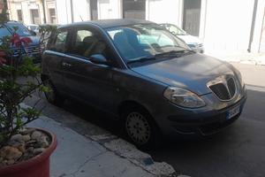 lancia ypsilon 1200cil benzina