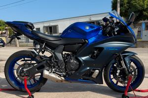 YAMAHA YZF R7