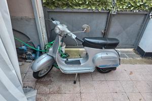 Vespa 125 primavera et3
