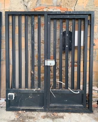 Cancello in ferro a due ante