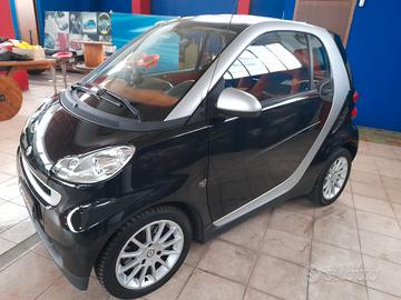 Smart ForTwo 1000 52 kW coupé limited two