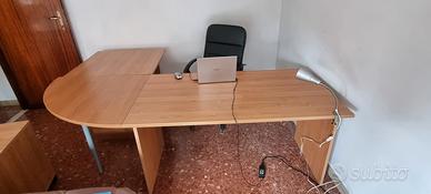 Scrivania ad L, effetto ciliegio