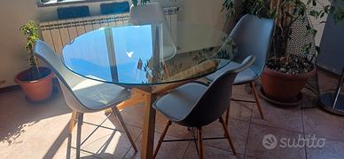 tavolo rotondo in vetro e 4 sedie