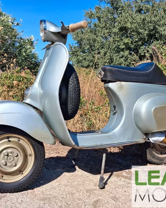 Piaggio Vespa 50 "L" conservata