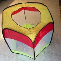 Tenda per bambini con palle giocattolo
