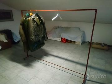 Appendiabiti stender in ferro