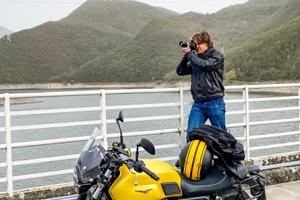 Moto Guzzi V7 850 stone 2021