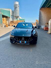 MASERATI Grecale 2.0 330 CV Modena