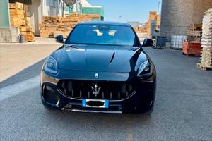 MASERATI Grecale 2.0 330 CV Modena