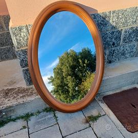 Specchio e mensola in legno