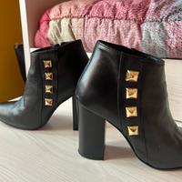 Stivaletti con tacco