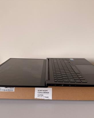 Samsung Galaxy Book 3 180°