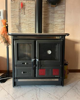 Stufa a legna Nordica Rosa L con forno
