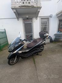 Piaggio X10 350 executive 