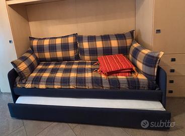 Divano letto doppio con materassi inclusi