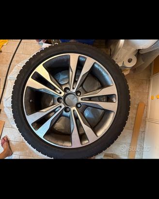 Gomme invernali mercedes con cerchi in lega da 18