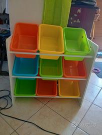 2 mobiletti ikea per giochi con vaschette