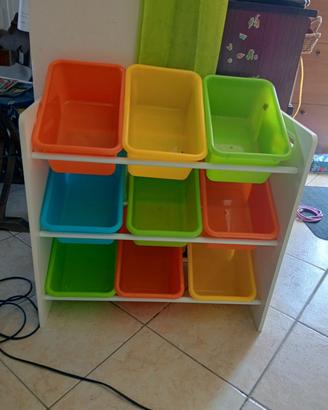 2 mobiletti ikea per giochi con vaschette