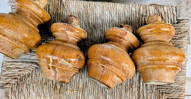 n.4 piedi a cipolla in legno