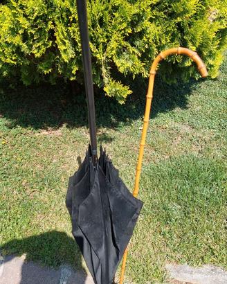 antico ombrellino da passeggio con base e bastone
