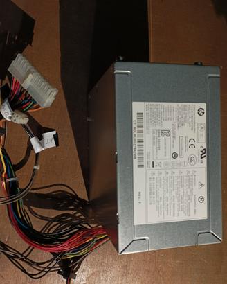 Alimentatore HP 667892-003 