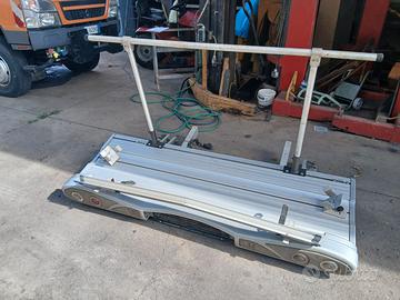 Porta moto universale per camper