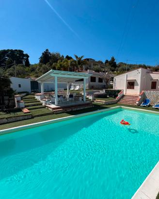 Villa con piscina privata