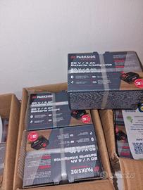 2 batterie parkside 4ah e 1 caricabatteria doppio