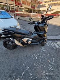 xadv anno 2024  15000 km mai incidentato