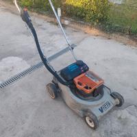 Tagliaerba a trazione molto potente 