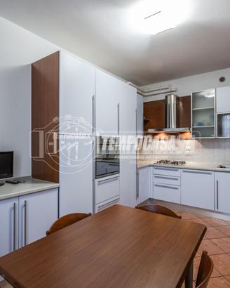 QUADRILOCALE AL PRIMO PIANO CON 110%