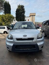 DISPONIBILE PER RICAMBI KIA SOUL 1.6 GASOLIO ANNO 