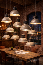Lotto 18 Lampade Industriali Originali Urban loft